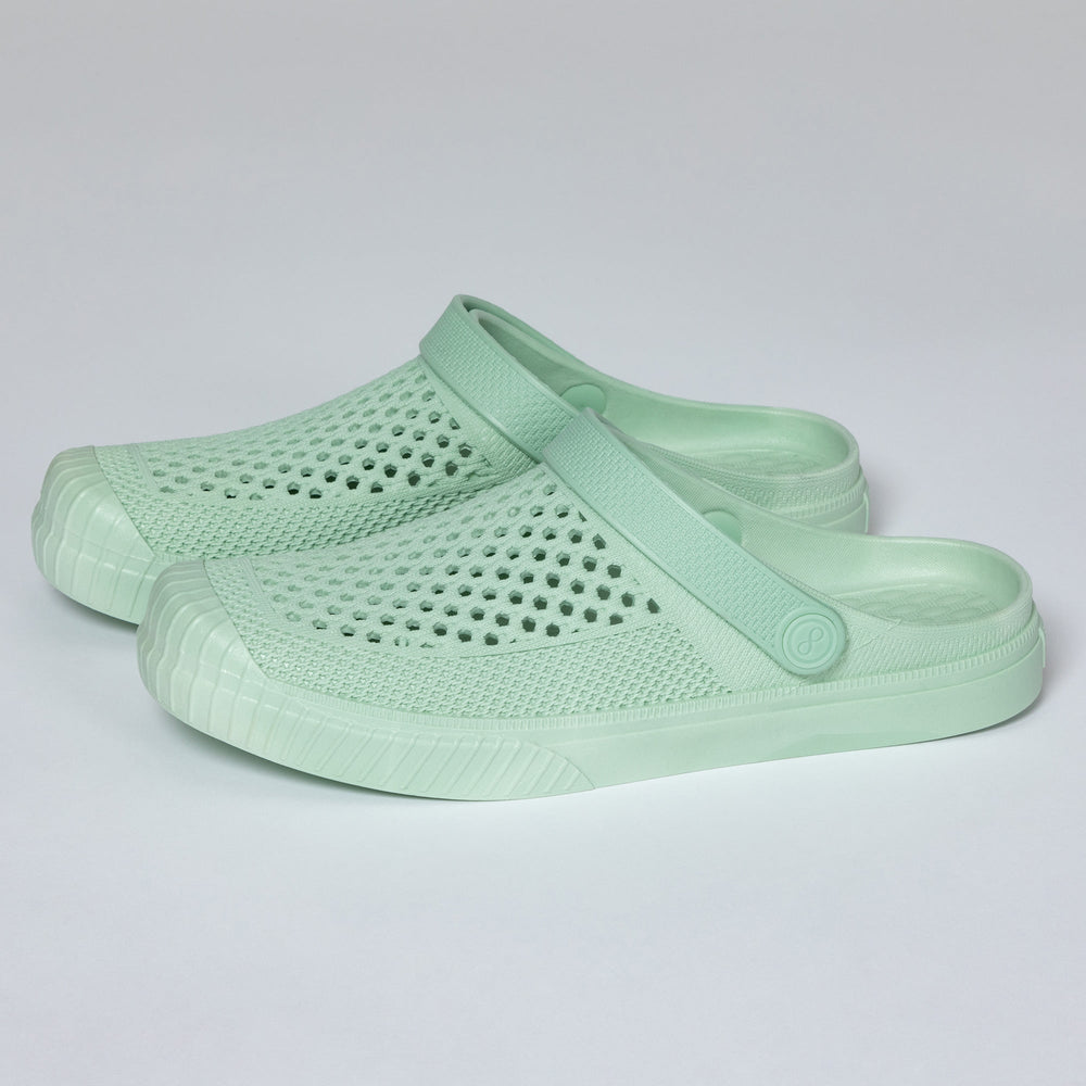 Casual Slip-On Clogs - QueensalesOF