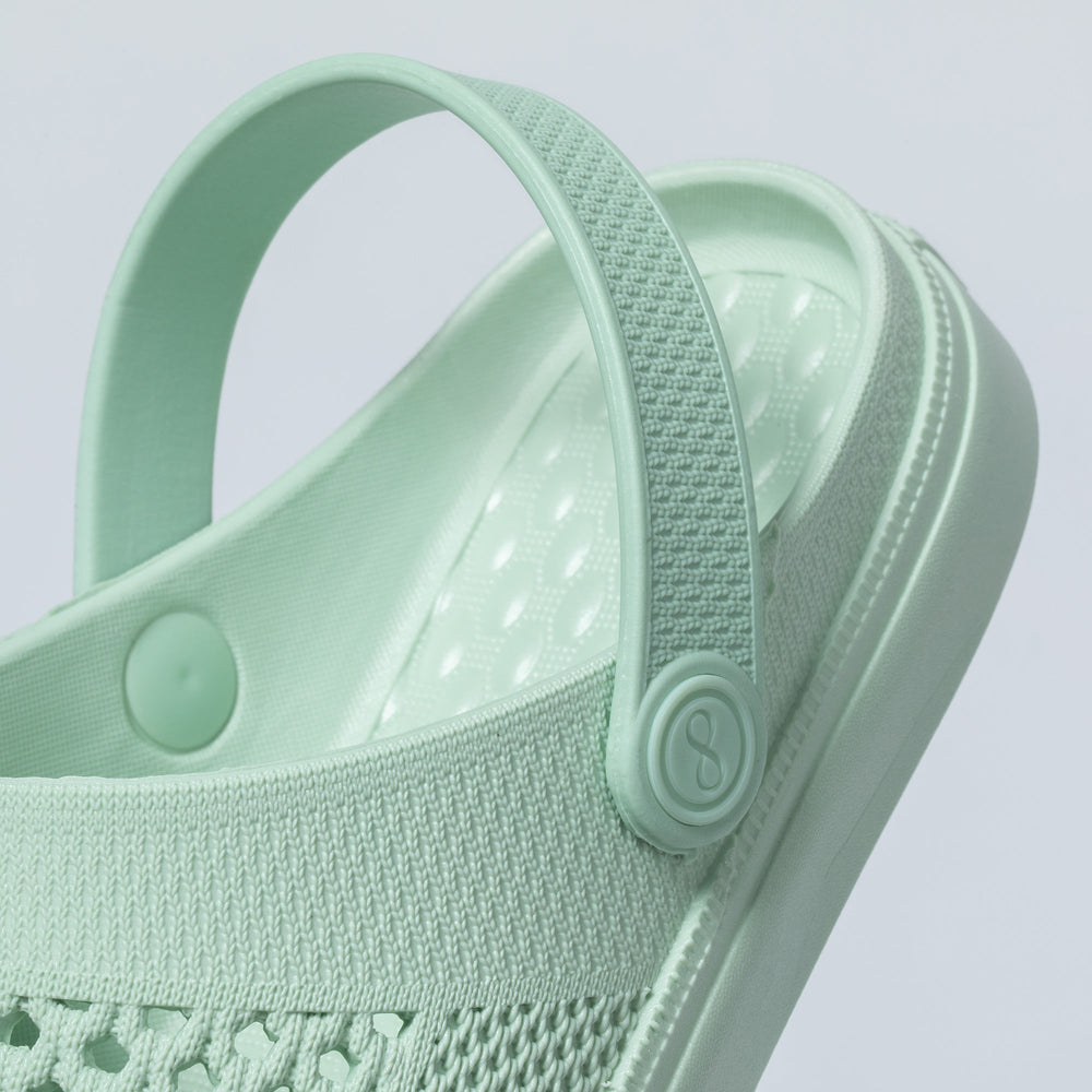 Casual Slip-On Clogs - QueensalesOF