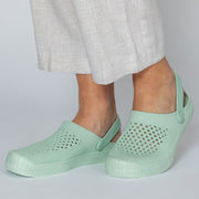 Casual Slip-On Clogs - QueensalesOF