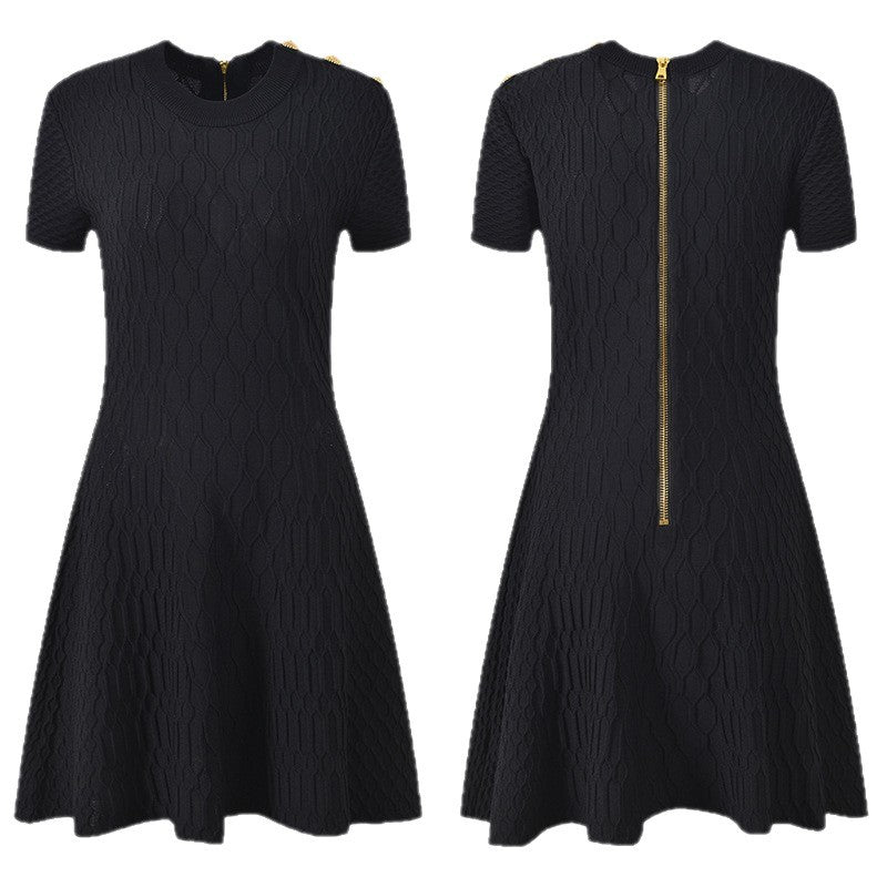 Vestido Casual de Manga Corta — Cuello Redondo, Silueta Tipo A - QueensalesOF
