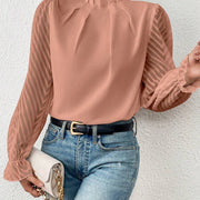 Top de Gasa con Cuello Alto y Patrón de Ondas — Manga Larga para Otoño - QueensalesOF
