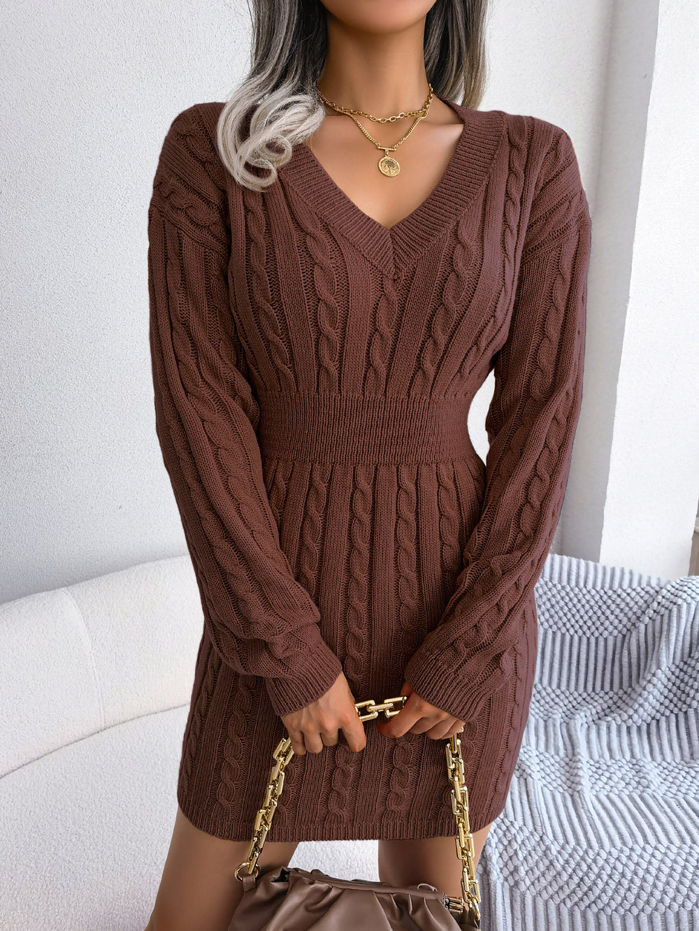 Vestido Sweater con Twist en la Cintura — Estilo Otoño Moderno - QueensalesOF