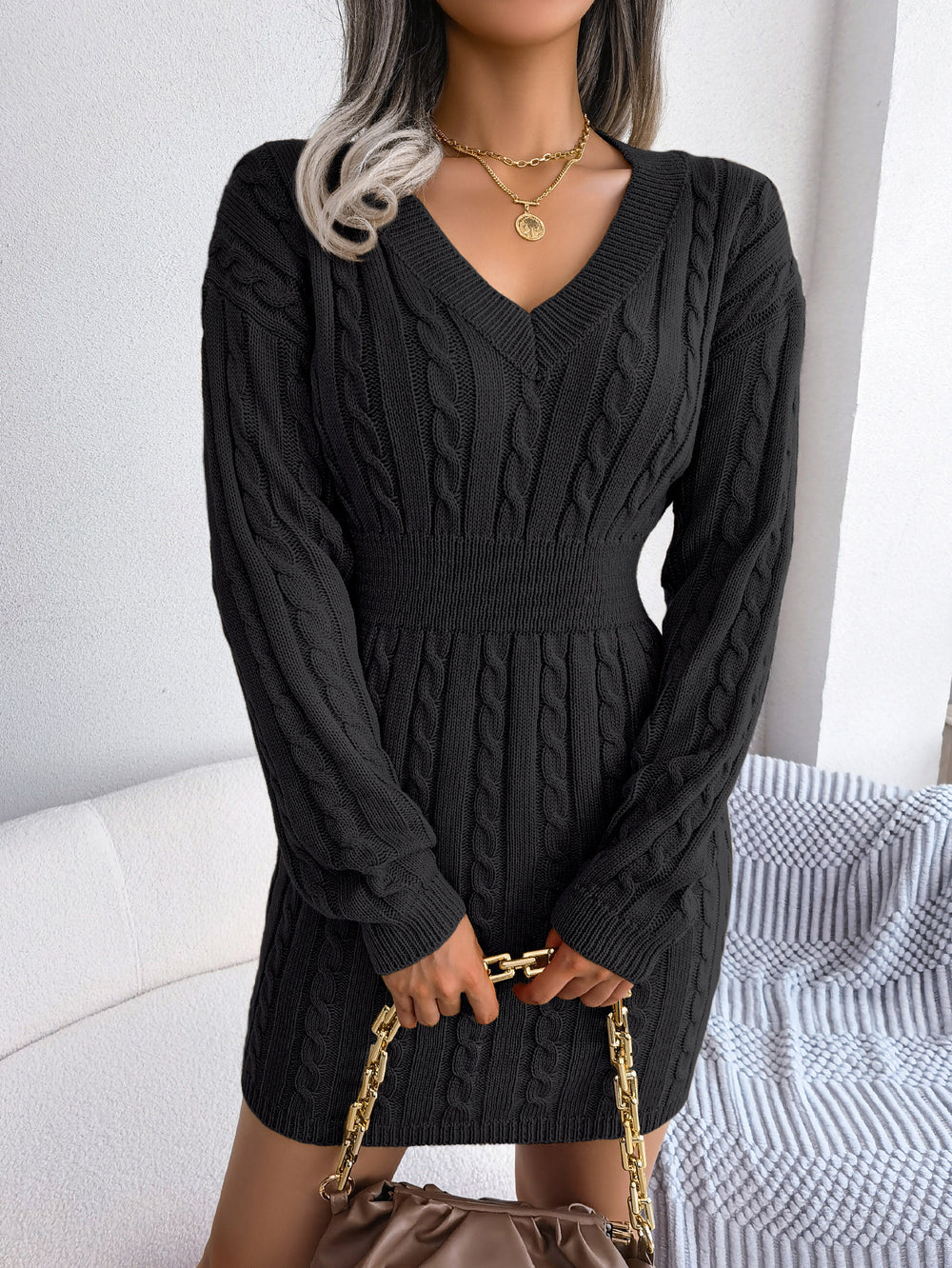 Vestido Sweater con Twist en la Cintura — Estilo Otoño Moderno - QueensalesOF