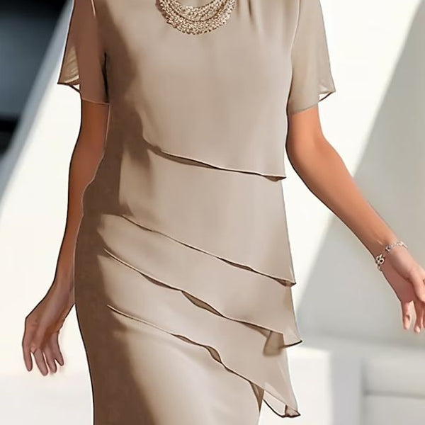 Vestido con Brillos y Volantes — Casual con Personalidad - QueensalesOF