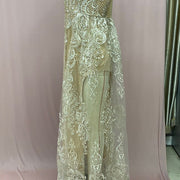Vestido Maxi con Cutouts en Malla — Estilo Verano Sin Límites - QueensalesOF