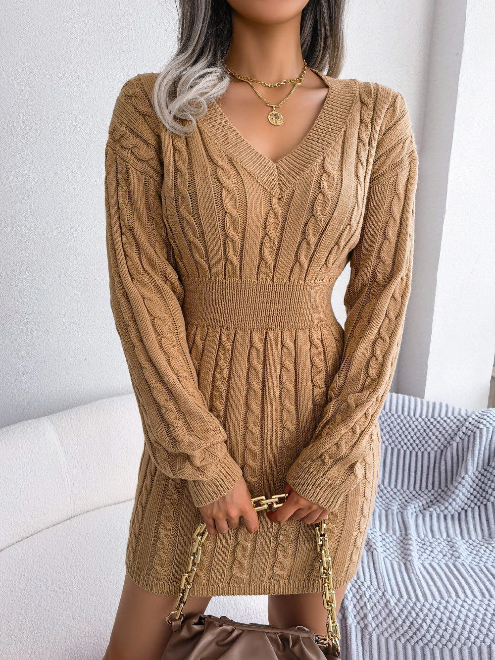 Vestido Sweater con Twist en la Cintura — Estilo Otoño Moderno - QueensalesOF