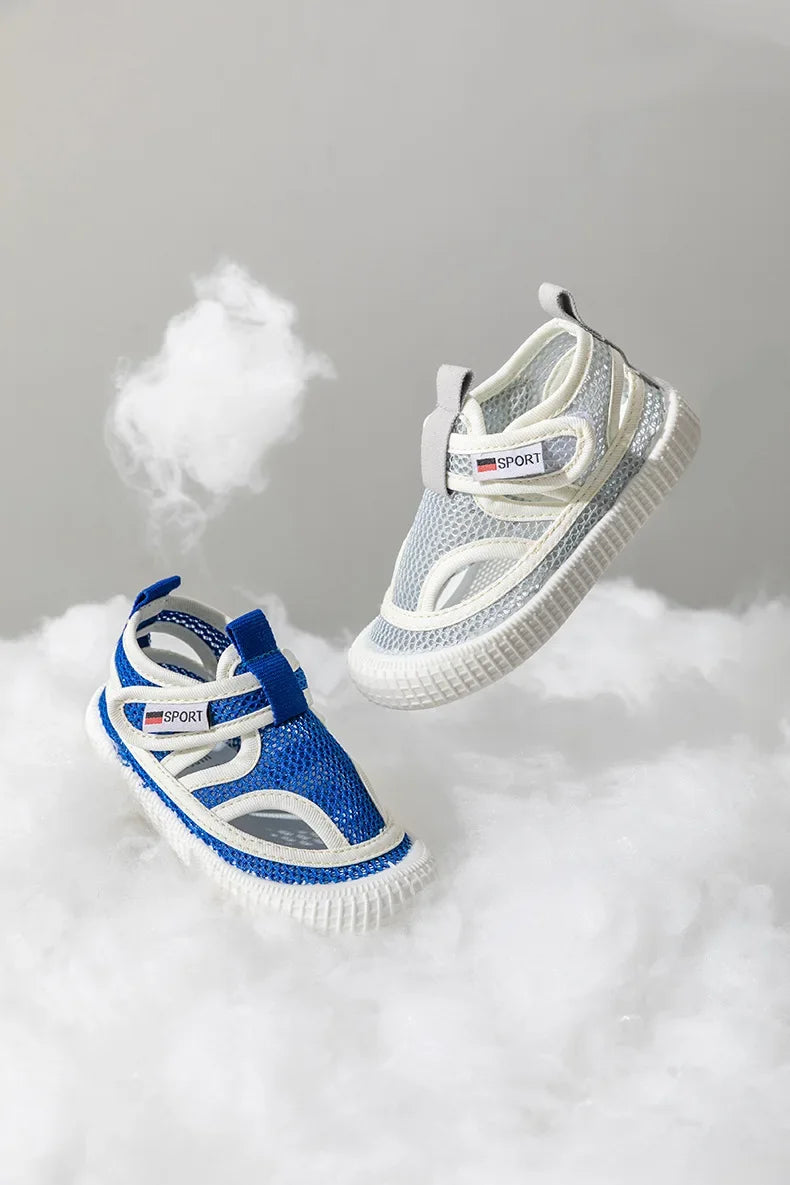 Kids Sandals Children Summer Shoes Boys Girls Half Sandals Cut-outs Hollow Fashion Toe-capped Candy Color Soft Breathable 21-30