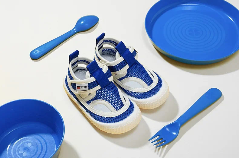 Kids Sandals Children Summer Shoes Boys Girls Half Sandals Cut-outs Hollow Fashion Toe-capped Candy Color Soft Breathable 21-30