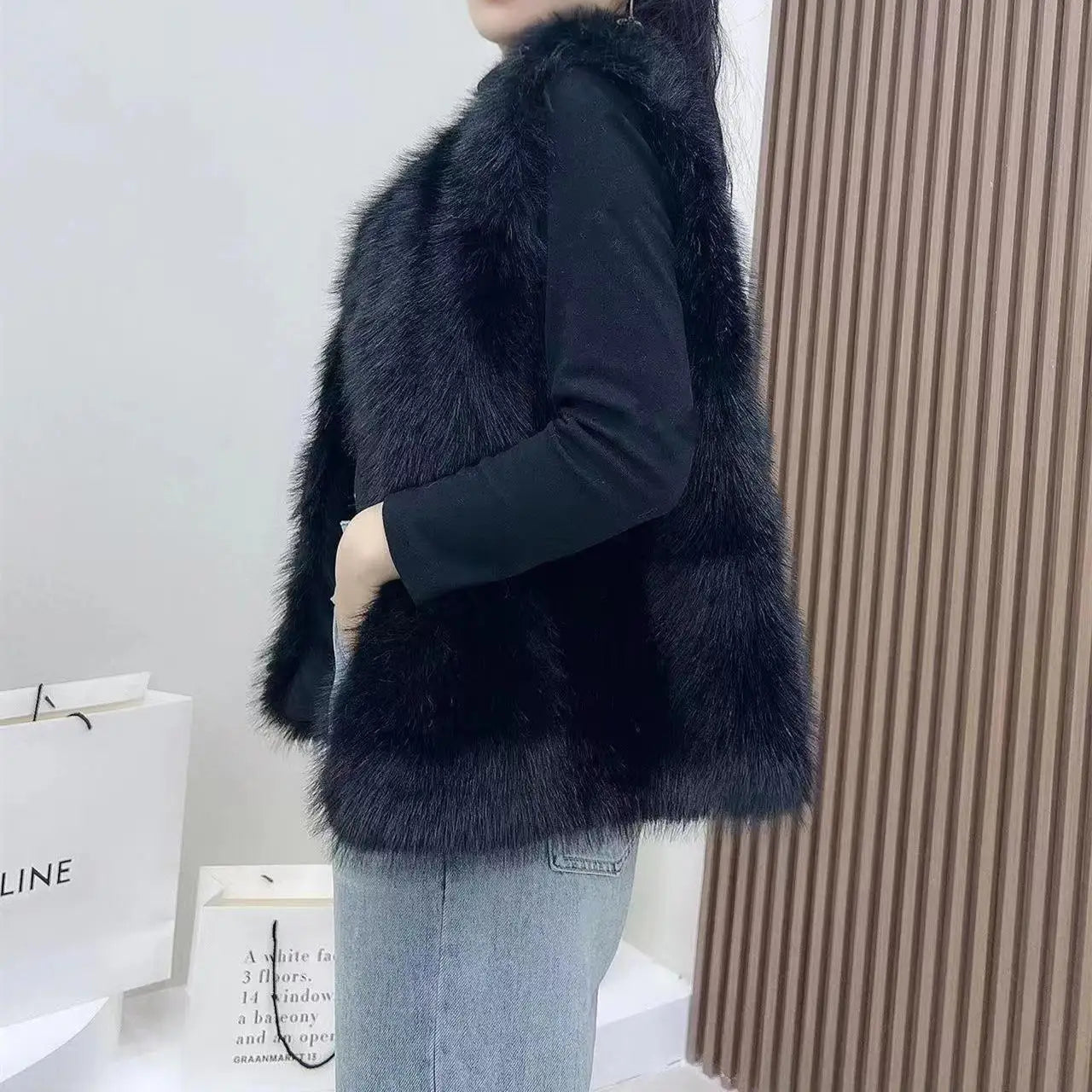 2023 New Fur Vest Women High Quality Fashion Vest