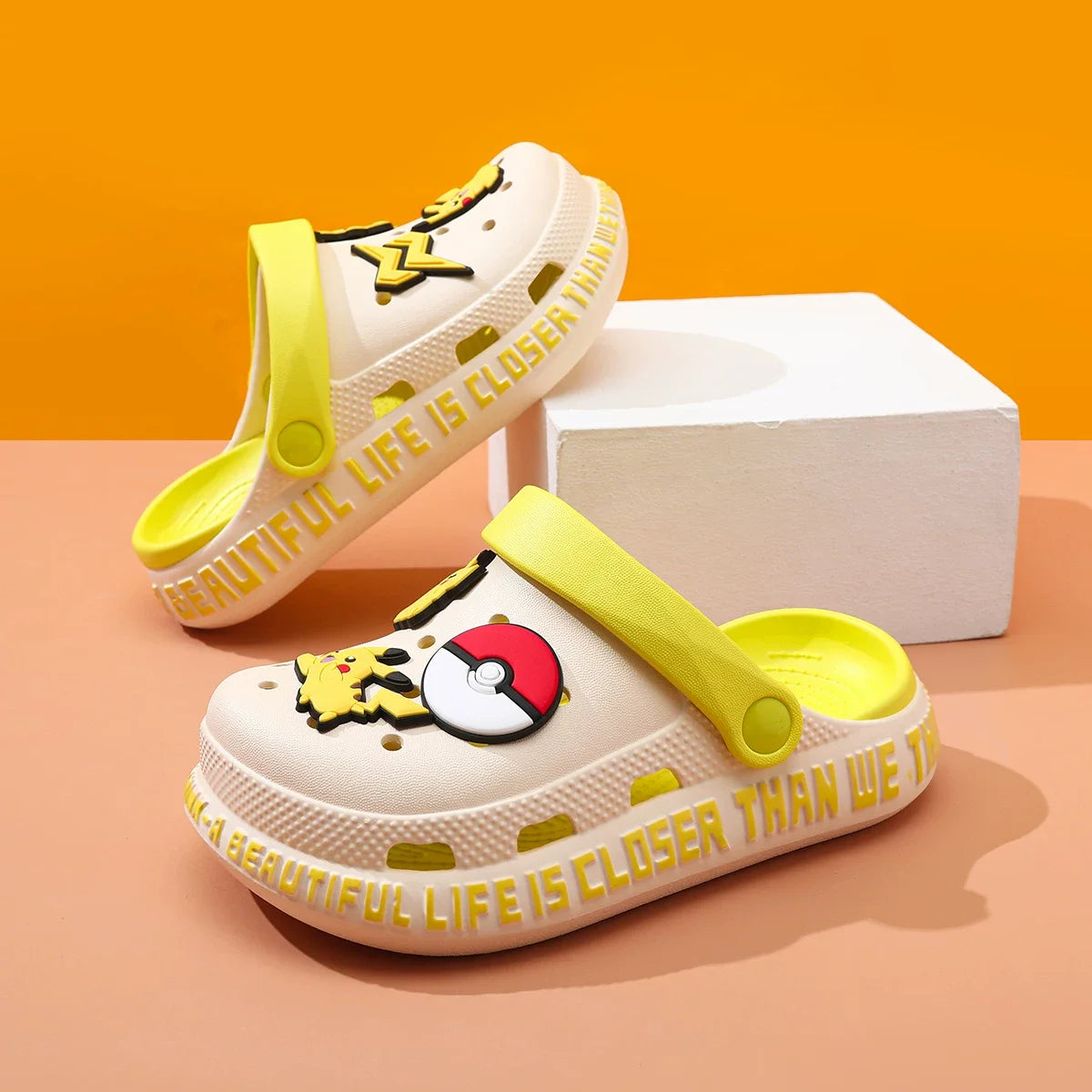 New 2026 Pikachu Clogs Breathable Non Slip Soft Sole Lightweight Summer Outdoor Casual Beach Walking Slippers Sandals